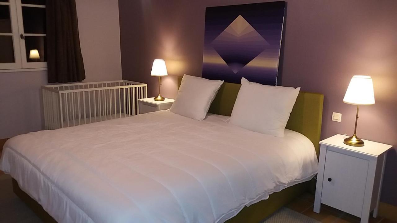 Gite Et Chambres D'Hotes Le Chene Billault Pouant Exteriör bild