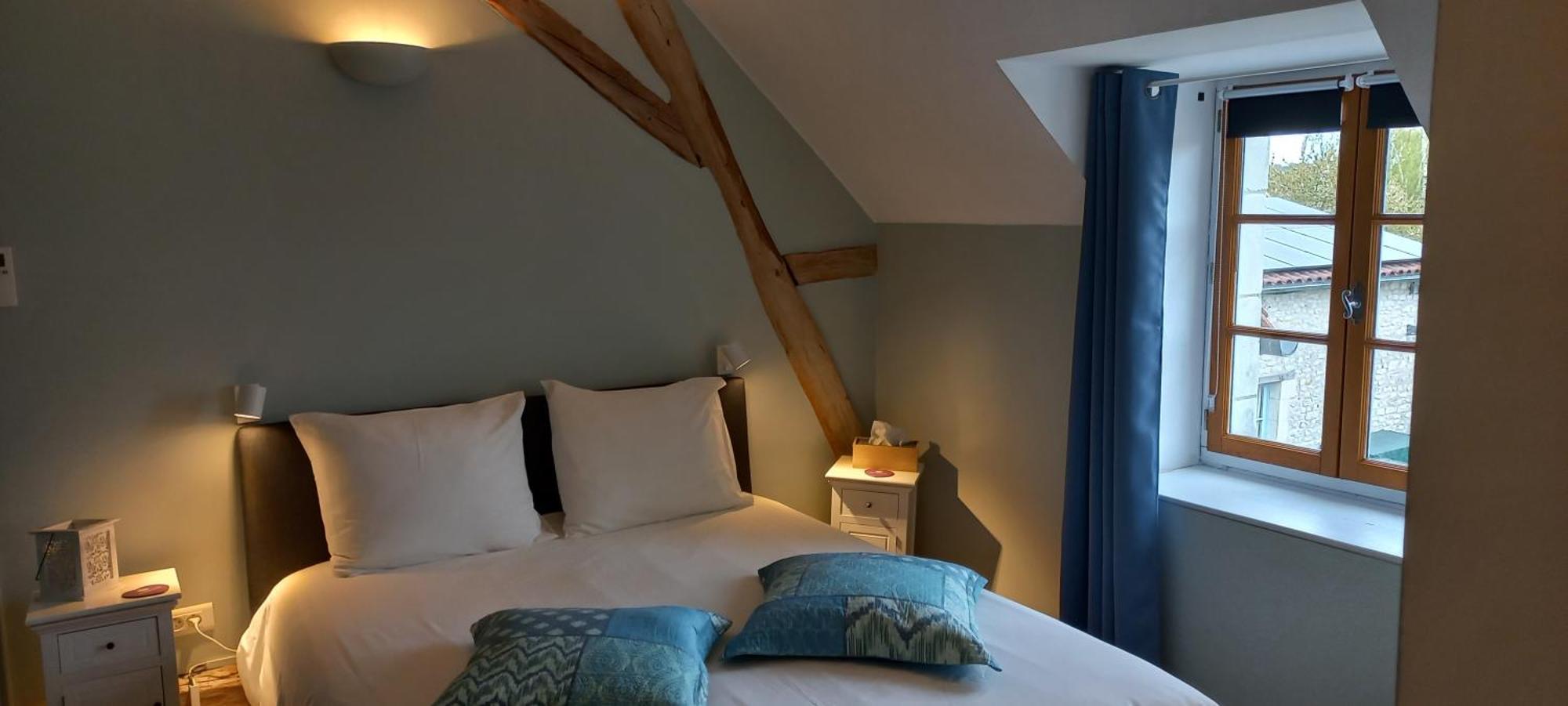 Gite Et Chambres D'Hotes Le Chene Billault Pouant Exteriör bild