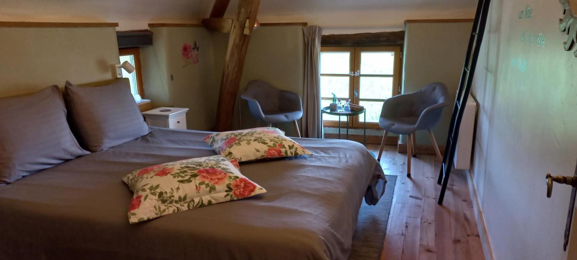 Gite Et Chambres D'Hotes Le Chene Billault Pouant Exteriör bild